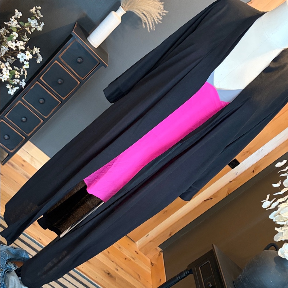 Natori Black Robe size S